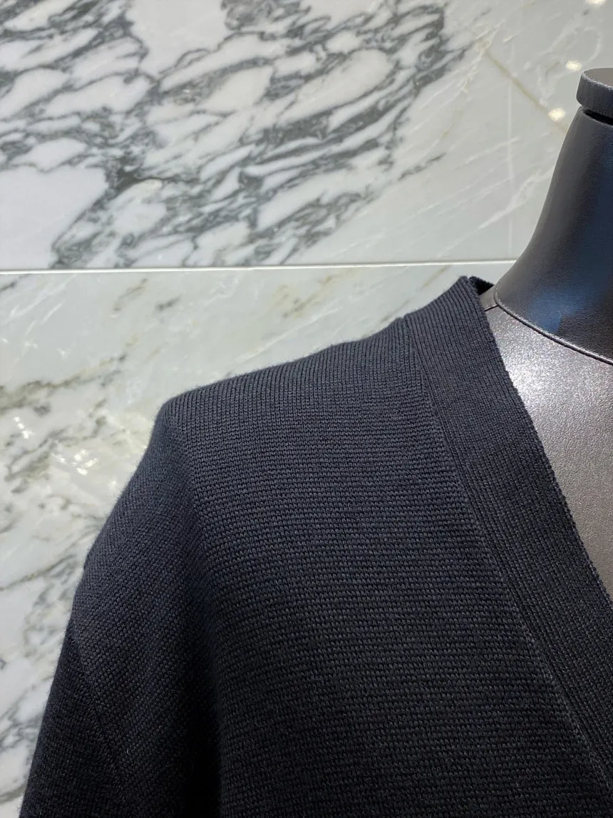 AMI PARIS  |Unisex Logo Designers Cardigans
