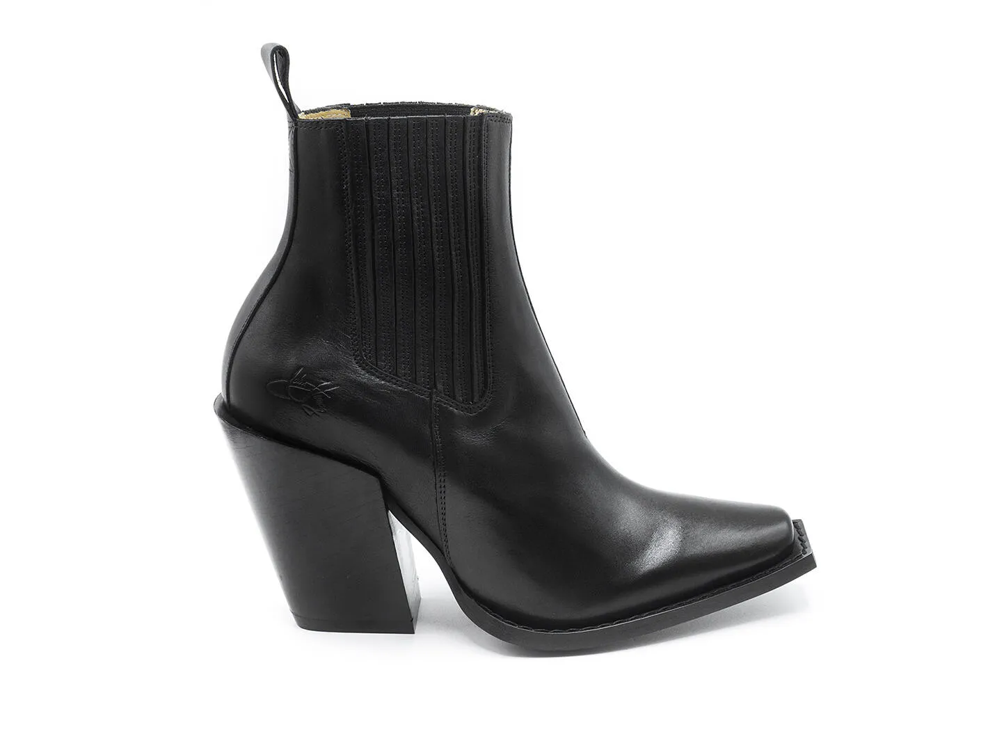 Signature Diana Sleek Chelsea Boots